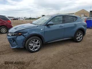 2024 Dodge Hornet R/T Plus с VIN ZACPDFDW3R3A23291, выставлен на аукционе Copart как лот 62180875 с пробегом 5 531 миль миль и Списание • Salvage title. История ставок и продаж доступна на DreamBid. Изображение 1.