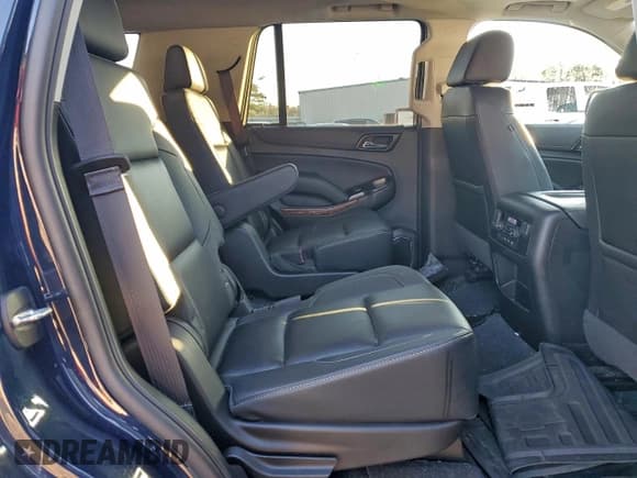 ✅ 2020 Chevrolet Tahoe Premier • VIN: 1GNSKCKJ6LR209020 • Лот: 94698055. Опубликован ранее на Copart с пробегом 62 500 миль. Бесплатный доступ к архиву аукционных продаж из США и подробный отчёт об истории автомобиля на DreamBid. Изображение 10.