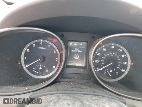 ✅ 2017 Hyundai Santa Fe 2.4L • VIN: 5NMZTDLB8HH012976 • Лот: 85428955. Опубликован ранее на Copart с пробегом 127 596 миль. Бесплатный доступ к архиву аукционных продаж из США и подробный отчёт об истории автомобиля на DreamBid. Изображение 9.