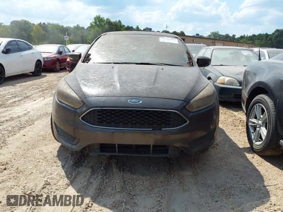 ✅ 2015 Ford Focus SE • VIN: 1FADP3F2XFL228561 • Lot: 42796493. Listed on IAAI with 181,608 mi. Free auction sales archive from the USA and detailed vehicle history report at DreamBid. Image 12.