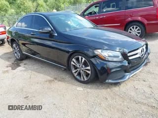 ✅ 2017 Mercedes-Benz C 300 • VIN: 55SWF4KB8HU206046 • Lot: 42722231. Wystawiony na IAAI z przebiegiem 103 294 mil. Bezpłatny archiwum sprzedaży aukcyjnych z USA i szczegółowy raport historii pojazdu na DreamBid. Zdjęcie 1.