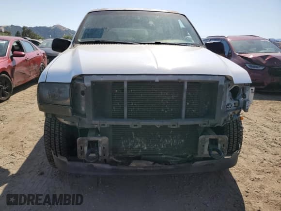 ✅ 2000 Ford Excursion Limited • VIN: 1FMNU42S6YED19493 • Лот: 60315735. Опубликован ранее на Copart с пробегом 180 337 миль. Бесплатный доступ к архиву аукционных продаж из США и подробный отчёт об истории автомобиля на DreamBid. Изображение 5.