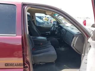 ✅ 2001 Dodge Dakota Sport • VIN: 1B7GL2AN41S219920 • Lot: 42257768. Wystawiony na IAAI z przebiegiem 252 995 mil. Bezpłatny archiwum sprzedaży aukcyjnych z USA i szczegółowy raport historii pojazdu na DreamBid. Zdjęcie 5.