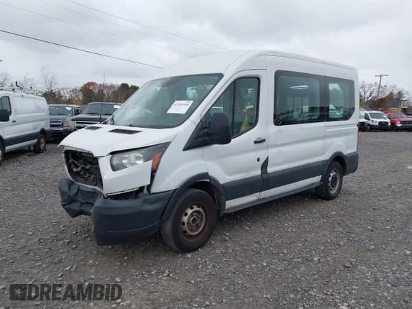 ✅ 2015 Ford Transit XL • VIN: 1FDZK1CM3FKA42712 • Лот: 43301160. Опубликован ранее на IAAI с пробегом 212 537 миль. Бесплатный доступ к архиву аукционных продаж из США и подробный отчёт об истории автомобиля на DreamBid. Изображение 2.