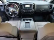 ✅ 2018 Chevrolet Silverado 1500 Custom • VIN: 3GCUKPEC1JG174583 • Лот: 89442525. Опубликован ранее на Copart с пробегом 143 178 миль. Бесплатный доступ к архиву аукционных продаж из США и подробный отчёт об истории автомобиля на DreamBid. Изображение 8.