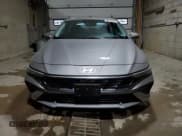 ✅ 2024 Hyundai Elantra Limited • VIN: KMHLP4DG1RU715457 • Lot: 91805355. Wystawiony na Copart z przebiegiem 52 914 mil. Bezpłatny archiwum sprzedaży aukcyjnych z USA i szczegółowy raport historii pojazdu na DreamBid. Zdjęcie 5.