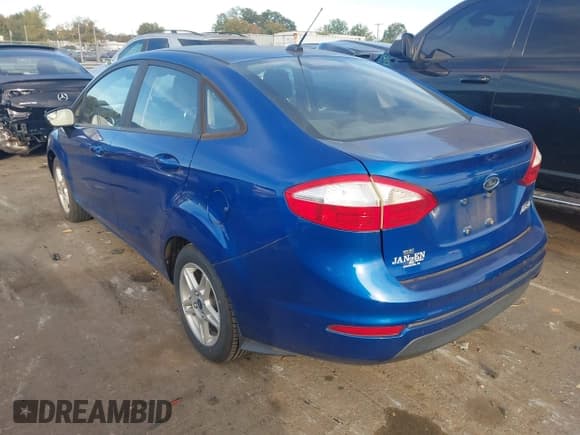 ✅ 2018 Ford Fiesta SE • VIN: 3FADP4BJ2JM100759 • Lot: 43517376. Listed on IAAI with 85,503 mi. Free auction sales archive from the USA and detailed vehicle history report at DreamBid. Image 3.