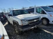 ✅ 2005 Chevrolet Silverado 2500HD Work Truck • VIN: 1GCHC24U65E216268 • Лот: 41770685. Опубликован ранее на Copart с пробегом 169 717 миль. Бесплатный доступ к архиву аукционных продаж из США и подробный отчёт об истории автомобиля на DreamBid. Изображение 4.