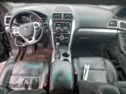 ✅ 2014 Ford Explorer Sport • VIN: 1FM5K8GT1EGA74083 • Lot: 94451835. Wystawiony na Copart z przebiegiem 180 860 mil. Bezpłatny archiwum sprzedaży aukcyjnych z USA i szczegółowy raport historii pojazdu na DreamBid. Zdjęcie 8.