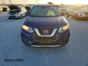 ✅ 2020 Nissan Rogue S • VIN: JN8AT2MTXLW031693 • Lot: 92104805. Wystawiony na Copart z przebiegiem 46 477 mil. Bezpłatny archiwum sprzedaży aukcyjnych z USA i szczegółowy raport historii pojazdu na DreamBid. Zdjęcie 5.
