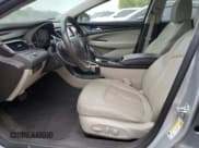 ✅ 2018 Buick LaCrosse Essence • VIN: 1G4ZP5SS3HU206802 • Лот: 68867894. Опубликован ранее на Copart с пробегом 44 916 миль. Бесплатный доступ к архиву аукционных продаж из США и подробный отчёт об истории автомобиля на DreamBid. Изображение 7.