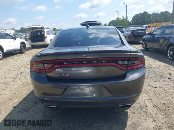 ✅ 2018 Dodge Charger GT • VIN: 2C3CDXJG5JH198601 • Lot: 42681905. Wystawiony na IAAI z przebiegiem 90 445 mil. Bezpłatny archiwum sprzedaży aukcyjnych z USA i szczegółowy raport historii pojazdu na DreamBid. Zdjęcie 16.