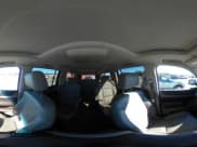 ✅ 2015 Chevrolet Suburban LT • VIN: 1GNSCJKC4FR616440 • Lot: 43489812. Wystawiony na IAAI z przebiegiem 212 406 mil. Bezpłatny archiwum sprzedaży aukcyjnych z USA i szczegółowy raport historii pojazdu na DreamBid. Zdjęcie 18.