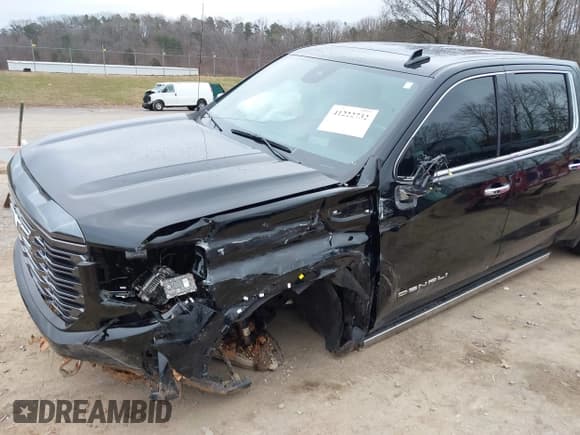 ✅ 2023 GMC Sierra 1500 Denali Ultimate • VIN: 1GTUUHEL1PZ225105 • Лот: 41222732. Опубликован ранее на IAAI с пробегом 18 795 миль. Бесплатный доступ к архиву аукционных продаж из США и подробный отчёт об истории автомобиля на DreamBid. Изображение 6.