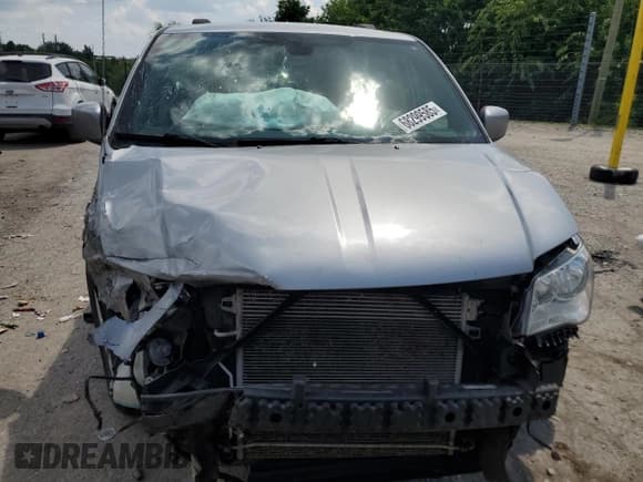 ✅ 2020 Dodge Grand Caravan SXT • VIN: 2C4RDGCG4LR153665 • Лот: 68299585. Опубликован ранее на Copart с пробегом 139 098 миль. Бесплатный доступ к архиву аукционных продаж из США и подробный отчёт об истории автомобиля на DreamBid. Изображение 5.