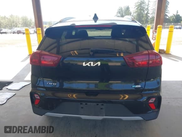 ✅ 2022 Kia Niro EX Premium • VIN: KNDCE3LC5N5493822 • Лот: 42662763. Опубликован ранее на IAAI с пробегом 103 061 миль. Бесплатный доступ к архиву аукционных продаж из США и подробный отчёт об истории автомобиля на DreamBid. Изображение 16.