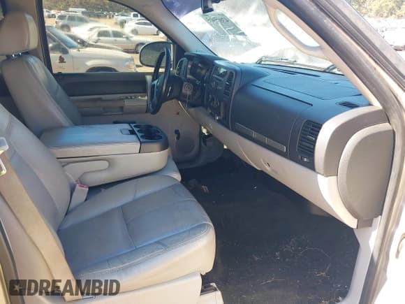 ✅ 2007 Chevrolet Silverado 1500 1LT • VIN: 2GCEC13J371727655 • Lot: 43605905. Listed on IAAI with 345,687 mi. Free auction sales archive from the USA and detailed vehicle history report at DreamBid. Image 5.