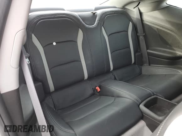 ✅ 2019 Chevrolet Camaro 1LT • VIN: 1G1FB1RX9K0126198 • Lot: 92644955. Listed on Copart with 95,519 mi. Free auction sales archive from the USA and detailed vehicle history report at DreamBid. Image 10.