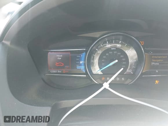 ✅ 2017 Ford Explorer XLT • VIN: 1FM5K7D81HGD96172 • Lot: 41620454. Wystawiony na IAAI z przebiegiem 122 937 mil. Bezpłatny archiwum sprzedaży aukcyjnych z USA i szczegółowy raport historii pojazdu na DreamBid. Zdjęcie 7.