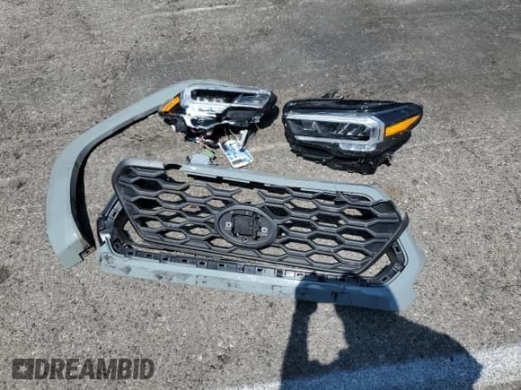 ✅ 2023 Toyota Tacoma SR • VIN: 3TMCZ5AN9PM626034 • Lot: 69316375. Listed on Copart with 35,131 mi. Free auction sales archive from the USA and detailed vehicle history report at DreamBid. Image 12.