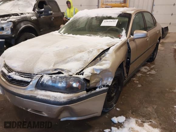 ✅ 2004 Chevrolet Impala • VIN: 2G1WF52EX49174418 • Lot: 43849614. Listed on IAAI with 283,332 mi. Free auction sales archive from the USA and detailed vehicle history report at DreamBid. Image 6.