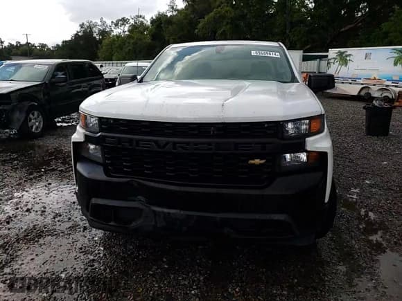 ✅ 2019 Chevrolet Silverado 1500 Work Truck • VIN: 1GCRWAEH0KZ370440 • Lot: 69689874. Wystawiony na Copart z przebiegiem 71 551 mil. Bezpłatny archiwum sprzedaży aukcyjnych z USA i szczegółowy raport historii pojazdu na DreamBid. Zdjęcie 10.