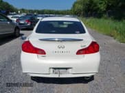 ✅ 2015 Infiniti Q40 • VIN: JN1CV6AR0FM650403 • Лот: 42961644. Опубликован ранее на IAAI с пробегом 129 395 миль. Бесплатный доступ к архиву аукционных продаж из США и подробный отчёт об истории автомобиля на DreamBid. Изображение 16.