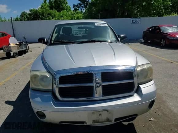2006 Dodge Dakota SLT с VIN 1D7HE48K66S702859, выставлен на аукционе Copart как лот 57769865 с пробегом 179 847 миль миль и Списание • Salvage title. История ставок и продаж доступна на DreamBid. Изображение 13.