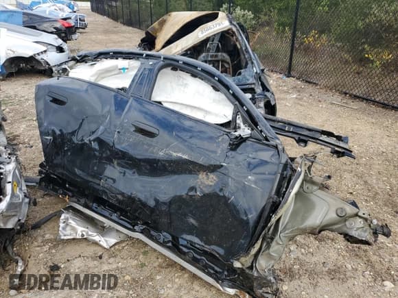 ✅ 2025 BMW i4 M50 • VIN: WBY33HD0XSFU43901 • Лот: 85663795. Опубликован ранее на Copart с пробегом Не указан. Бесплатный доступ к архиву аукционных продаж из США и подробный отчёт об истории автомобиля на DreamBid. Изображение 5.