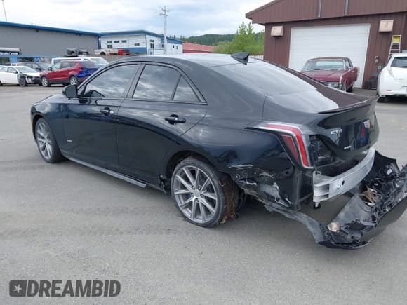 ✅ 2020 Cadillac CT4 V-Series • VIN: 1G6DH5RL0L0138164 • Лот: 42552975. Опубликован ранее на IAAI с пробегом 32 787 миль. Бесплатный доступ к архиву аукционных продаж из США и подробный отчёт об истории автомобиля на DreamBid. Изображение 3.