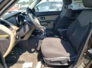 ✅ 2012 Kia Soul + • VIN: KNDJT2A65C7416065 • Lot: 66055035. Wystawiony na Copart z przebiegiem 201 309 mil. Bezpłatny archiwum sprzedaży aukcyjnych z USA i szczegółowy raport historii pojazdu na DreamBid. Zdjęcie 7.