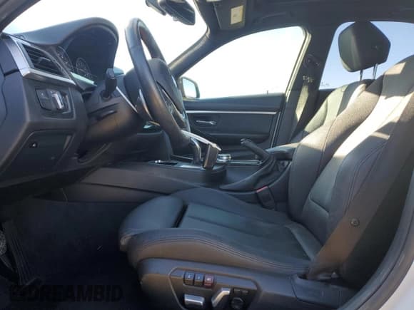 ✅ 2018 BMW 3 Series 330i • VIN: WBA8B9G58JNU99537 • Lot: 82762055. Listed on Copart with 145,569 mi. Free auction sales archive from the USA and detailed vehicle history report at DreamBid. Image 7.