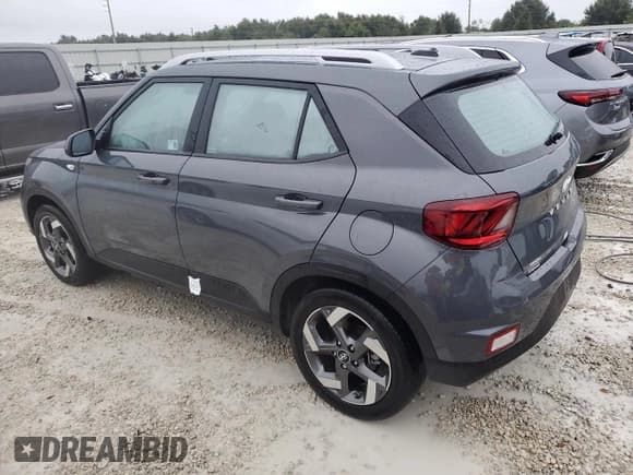 ✅ 2024 Hyundai Venue SEL • VIN: KMHRC8A30RU315453 • Lot: 74593544. Listed on Copart with 867 mi. Free auction sales archive from the USA and detailed vehicle history report at DreamBid. Image 2.