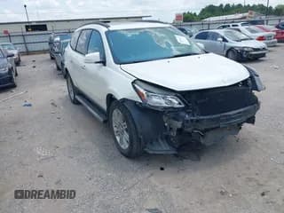 ✅ 2014 Chevrolet Traverse LT • VIN: 1GNKRGKDXEJ152738 • Lot: 42945154. Wystawiony na IAAI z przebiegiem 222 722 mil. Bezpłatny archiwum sprzedaży aukcyjnych z USA i szczegółowy raport historii pojazdu na DreamBid. Zdjęcie 1.