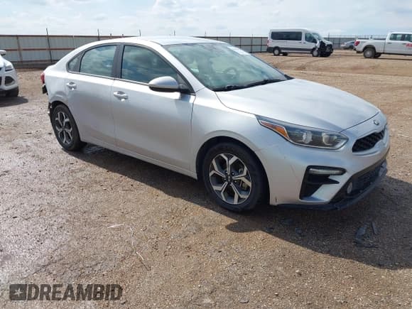 ✅ 2021 Kia Forte LXS • VIN: 3KPF24ADXME399073 • Lot: 43452822. Listed on IAAI with 24,905 mi. Free auction sales archive from the USA and detailed vehicle history report at DreamBid. Image 1.