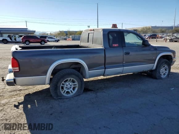✅ 2001 Dodge Dakota Sport • VIN: 1B7GG22NX1S346853 • Lot: 50651455. Wystawiony na Copart z przebiegiem 121 493 mil. Bezpłatny archiwum sprzedaży aukcyjnych z USA i szczegółowy raport historii pojazdu na DreamBid. Zdjęcie 3.