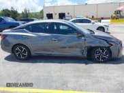 ✅ 2024 Nissan Sentra SV • VIN: 3N1AB8CV1RY253306 • Lot: 43015280. Wystawiony na IAAI z przebiegiem 40 891 mil. Bezpłatny archiwum sprzedaży aukcyjnych z USA i szczegółowy raport historii pojazdu na DreamBid. Zdjęcie 6.