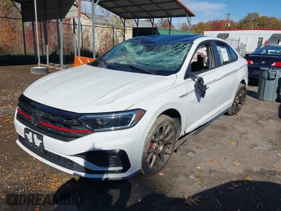 ✅ 2019 Volkswagen Jetta S • VIN: 3VW5T7BU6KM178501 • Lot: 43580101. Listed on IAAI with 71,119 mi. Free auction sales archive from the USA and detailed vehicle history report at DreamBid. Image 17.