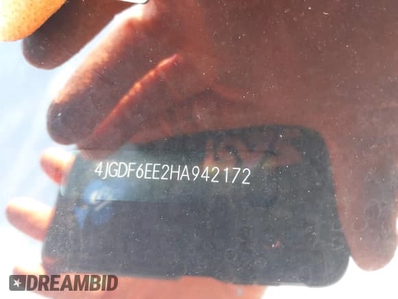 ✅ 2017 Mercedes-Benz GLS 450 • VIN: 4JGDF6EE2HA942172 • Lot: 42946333. Listed on IAAI with 115,145 mi. Free auction sales archive from the USA and detailed vehicle history report at DreamBid. Image 12.