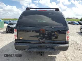 ✅ 2003 Chevrolet Suburban Z71 • VIN: 3GNFK16Z53G187310 • Лот: 51838245. Опубликован ранее на Copart с пробегом 278 585 миль. Бесплатный доступ к архиву аукционных продаж из США и подробный отчёт об истории автомобиля на DreamBid. Изображение 6.
