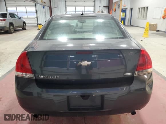 ✅ 2014 Chevrolet Impala LT • VIN: 2G1WB5E31E1102478 • Лот: 78683614. Опубликован ранее на Copart с пробегом 170 981 миль. Бесплатный доступ к архиву аукционных продаж из США и подробный отчёт об истории автомобиля на DreamBid. Изображение 6.