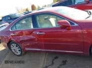 ✅ 2010 Lexus ES 330 • VIN: JTHBK1EG1A2351454 • Lot: 43550053. Listed on IAAI with 185,852 mi. Free auction sales archive from the USA and detailed vehicle history report at DreamBid. Image 13.