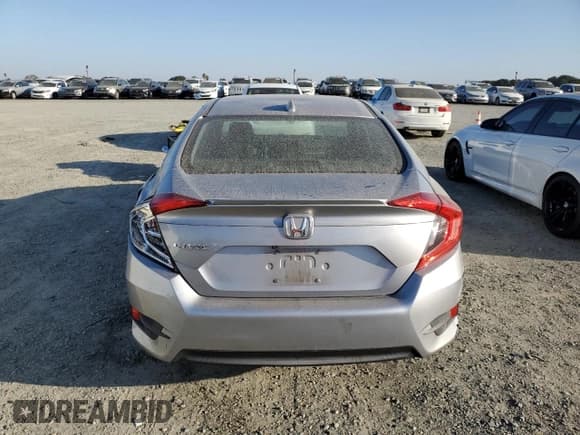 ✅ 2017 Honda Civic EX-T • VIN: 19XFC1F32HE200812 • Лот: 84230035. Опубликован ранее на Copart с пробегом 136 785 миль. Бесплатный доступ к архиву аукционных продаж из США и подробный отчёт об истории автомобиля на DreamBid. Изображение 6.