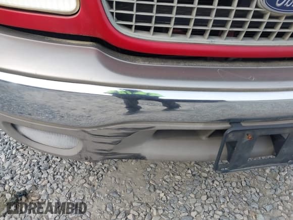 ✅ 2000 Ford Expedition Eddie Bauer • VIN: 1FMRU17LXYLC30748 • Lot: 42101618. Listed on IAAI with 220,464 mi. Free auction sales archive from the USA and detailed vehicle history report at DreamBid. Image 6.