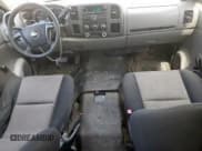 ✅ 2008 Chevrolet Silverado 2500HD Work Truck • VIN: 1GCHC29K98E110277 • Lot: 65163235. Wystawiony na Copart z przebiegiem 130 603 mil. Bezpłatny archiwum sprzedaży aukcyjnych z USA i szczegółowy raport historii pojazdu na DreamBid. Zdjęcie 8.