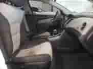 2016 Chevrolet Cruze LS с VIN 1G1PC5SH2G7168349, выставлен на аукционе Copart как лот 66411912 с пробегом 115 102 миль миль и . История ставок и продаж доступна на DreamBid. Изображение 5.