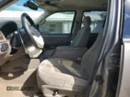 ✅ 2004 Ford Explorer XLT • VIN: 1FMZU73E94UC05497 • Lot: 73175304. Wystawiony na Copart z przebiegiem 175 933 mil. Bezpłatny archiwum sprzedaży aukcyjnych z USA i szczegółowy raport historii pojazdu na DreamBid. Zdjęcie 7.