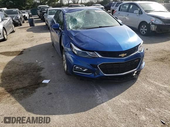 ✅ 2018 Chevrolet Cruze LT • VIN: 1G1BE5SM8J7177498 • Lot: 66875962. Wystawiony na Copart z przebiegiem Nie podano mil. Skorzystaj z bezpłatnego archiwum sprzedaży aukcyjnych z USA i zobacz szczegółowy raport historii pojazdu na DreamBid. Zdjęcie 11.