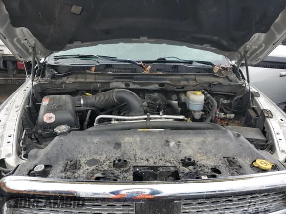 ✅ 2013 Ram 3500 • VIN: 3C63R3JT1DG527406 • Лот: 51800435. Опубликован ранее на Copart с пробегом 155 583 миль. Бесплатный доступ к архиву аукционных продаж из США и подробный отчёт об истории автомобиля на DreamBid. Изображение 11.