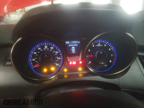 2013 Hyundai Genesis Coupe 2.0T с VIN KMHHT6KD8DU096435, выставлен на аукционе Copart как лот 86001974 с пробегом 119 825 миль миль и Списание • Salvage title. История ставок и продаж доступна на DreamBid. Изображение 9.